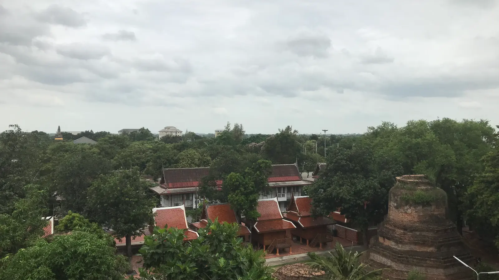 Vue sur les temples d’Ayutthaya en Thaïlande